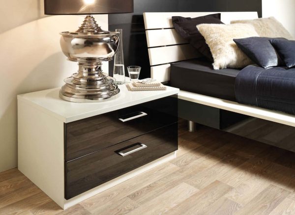 Matching freestanding furniture