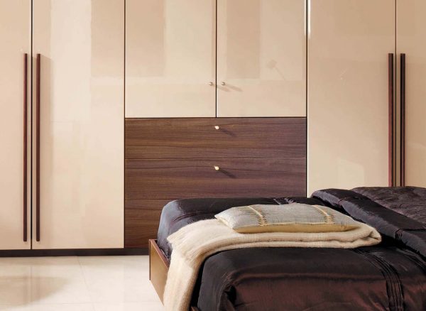 Combined Wardrobe Drawers and Doors