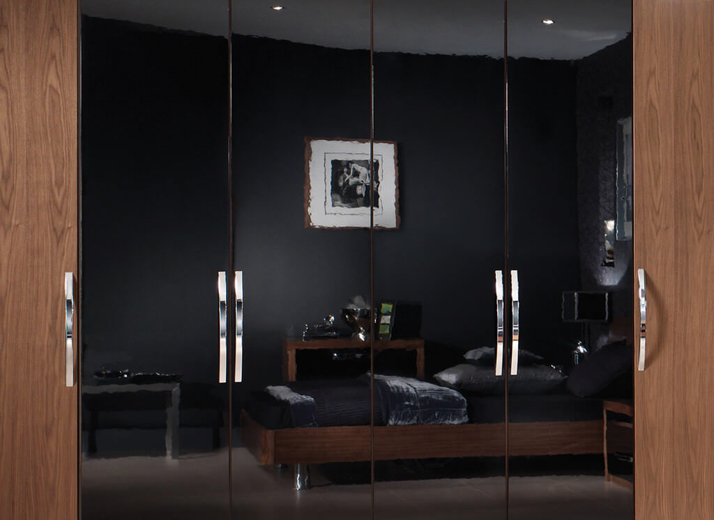 Capri bedroom in American Walnut & Glossy Black Strachan