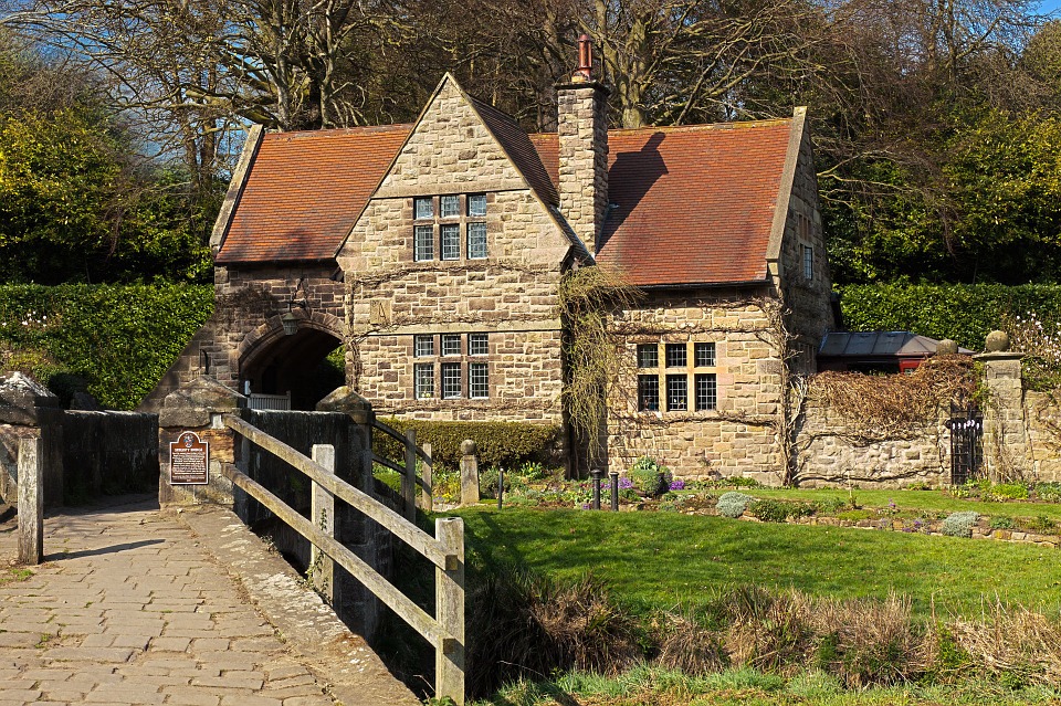 English Country Cottage