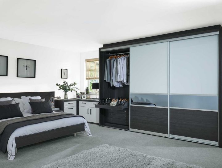 The Art Of Fine Fitted Furniture By Strachan