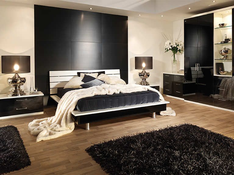 Portofino bedroom in High Gloss Black & White