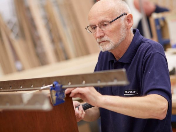 Handcrafting your furniture Handcrafting your furniture