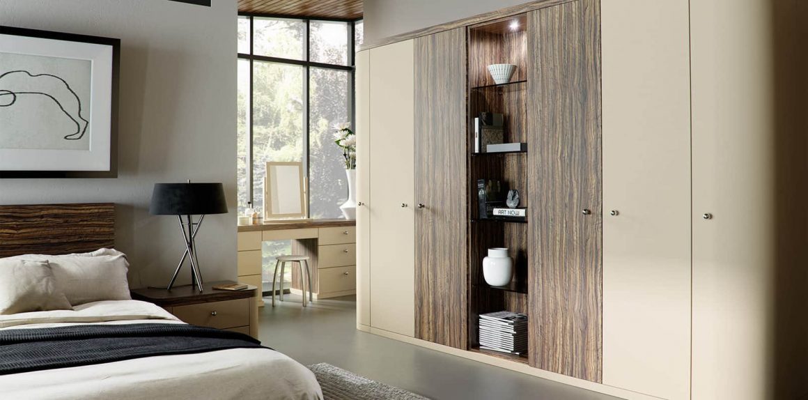 Optima fitted bedroom in Oyster and Dark Olive