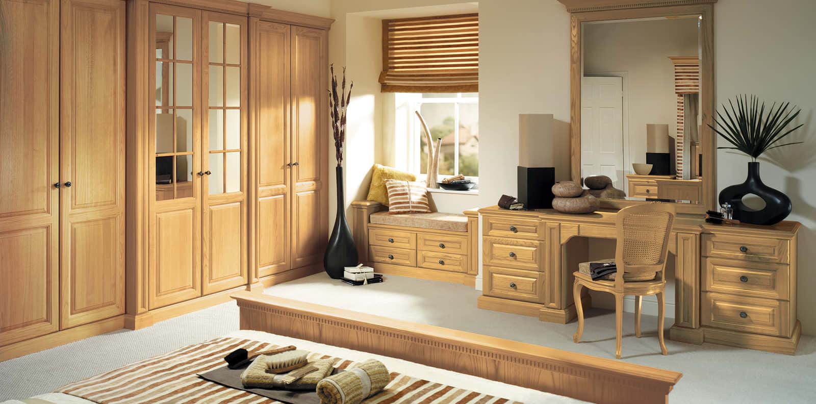Shades of oak bedroom furniture in natural oak Strachan