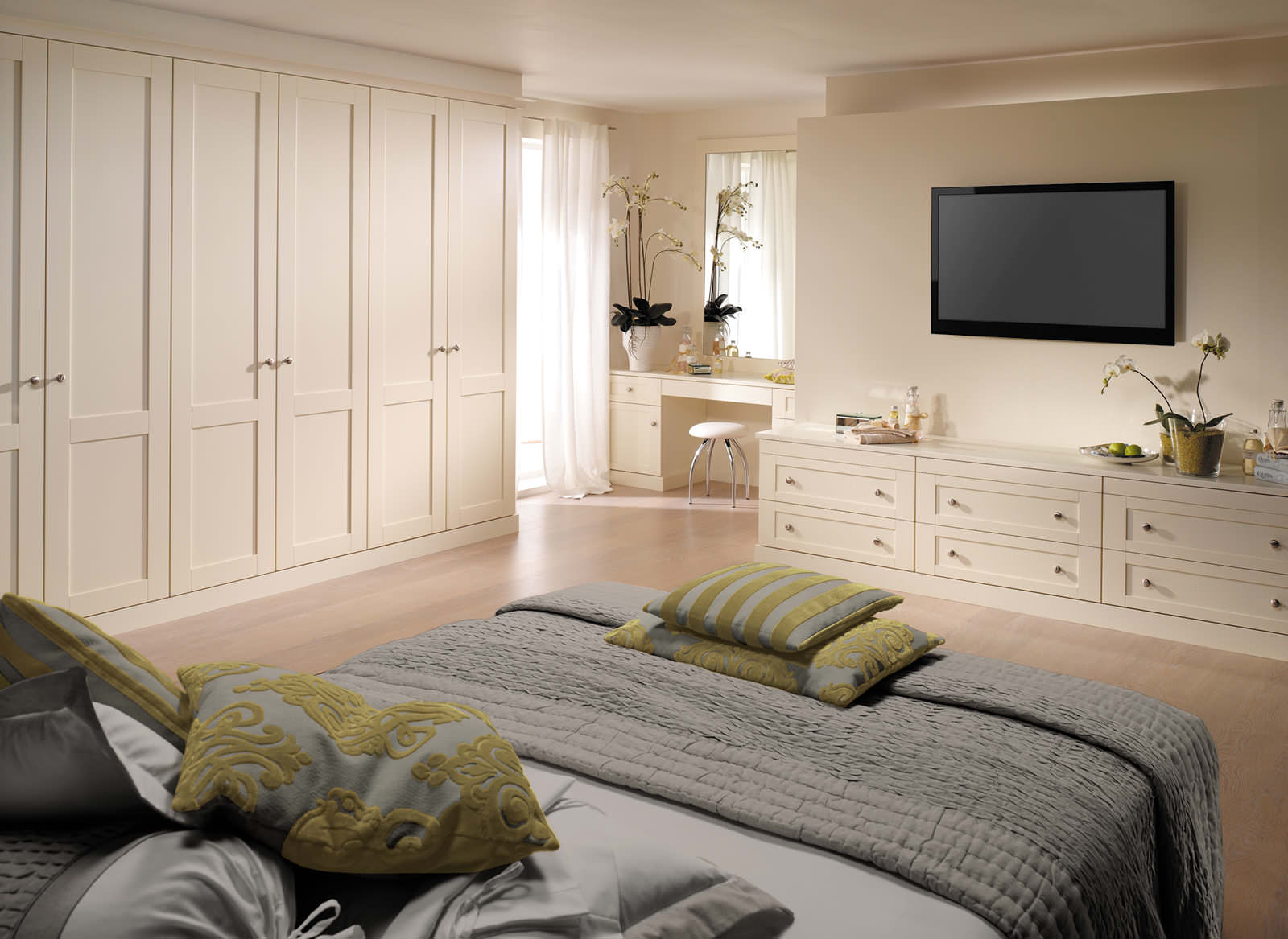 Verona bedroom in alabaster white