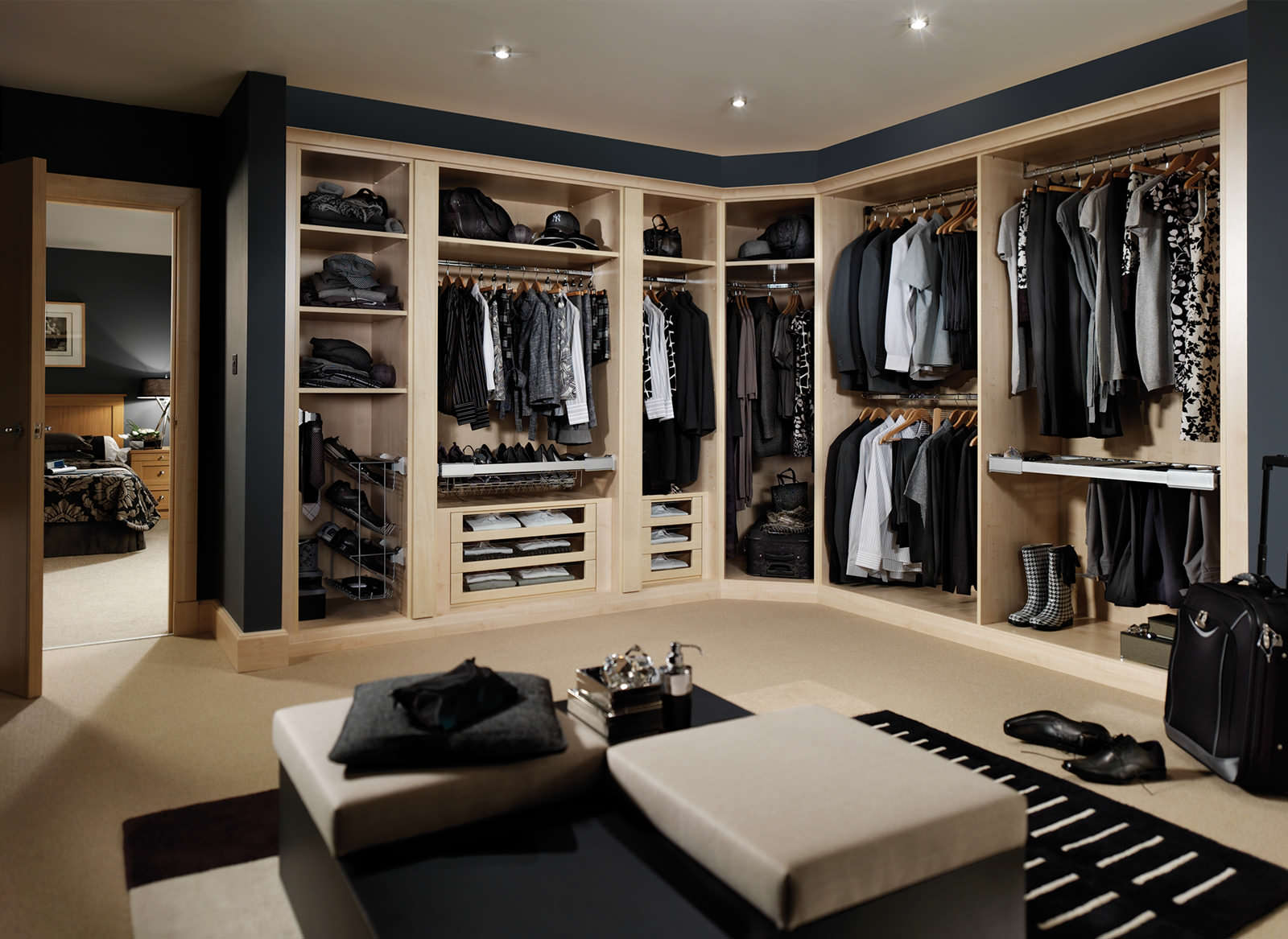 How To Create A Luxury Dressing Room In Your Home