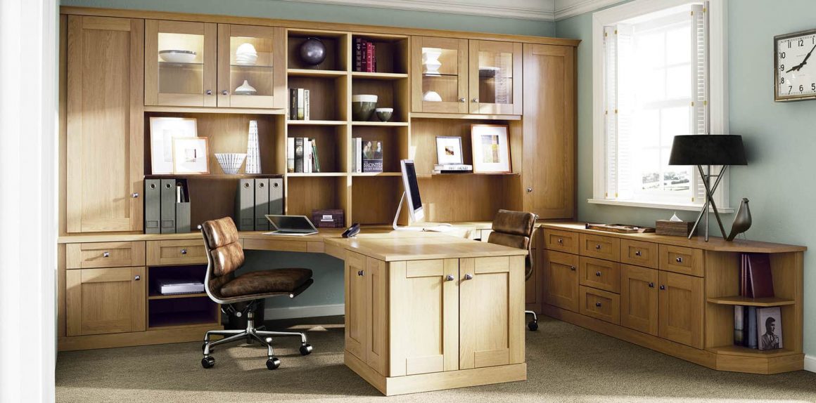 fitted home office in English Oak