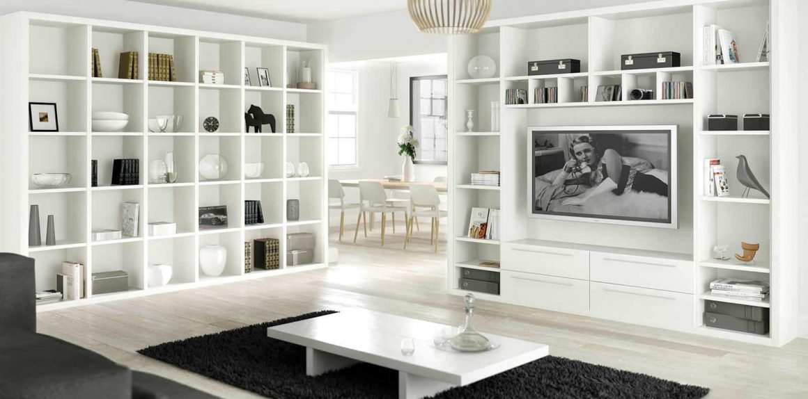 Fitted bookshelves in pure white