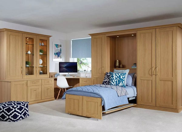 https://www.strachan.co.uk/app/uploads/verona-wall-bed-in-english-oak-600.jpg