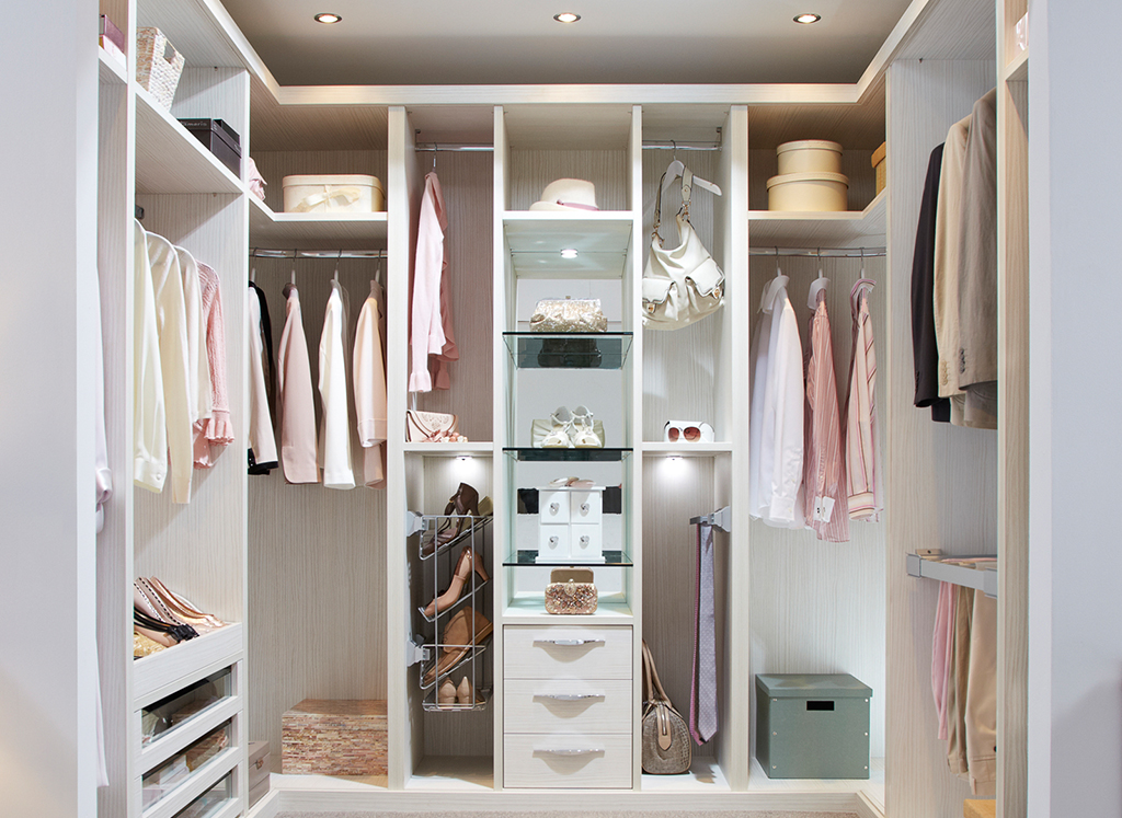 Fitted walk in wardrobe Strachan